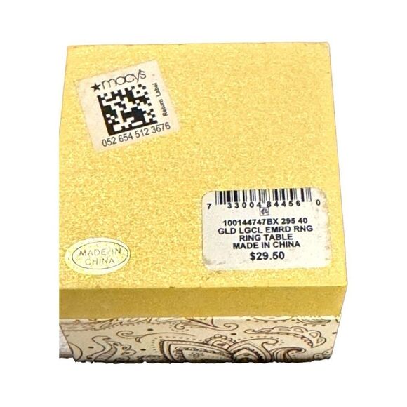 NWT Charter Club Emerald Cut Crystal Ring in Silver Plate, size 9 - Picture 9 of 9